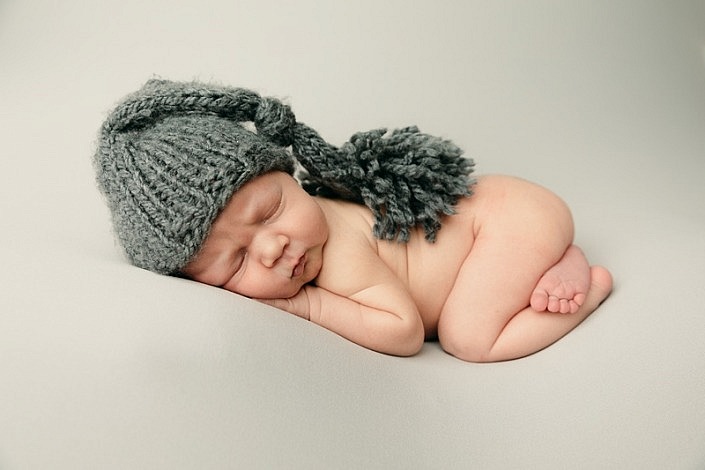 az newborn photographer 1 705x470 - Newborn Portraits