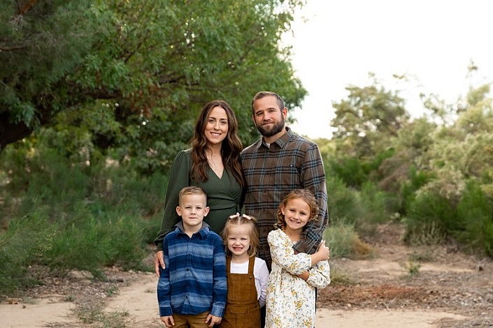 family photo of five 705x470 - Family Photography