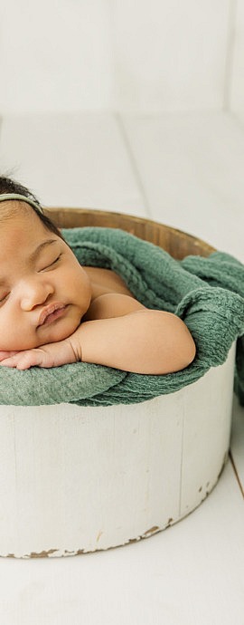 newborn-photo-studio-arizona